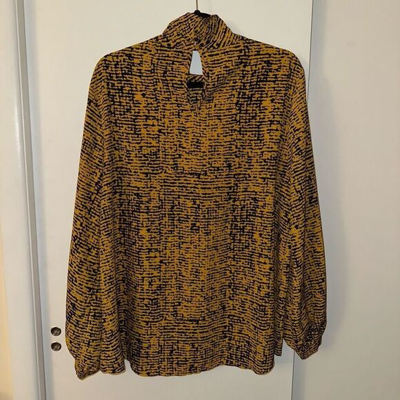 Primark Women’s Orange Black Abstract Pattern Mock Neck Blouse 14 EUC - Picture 4 of 10